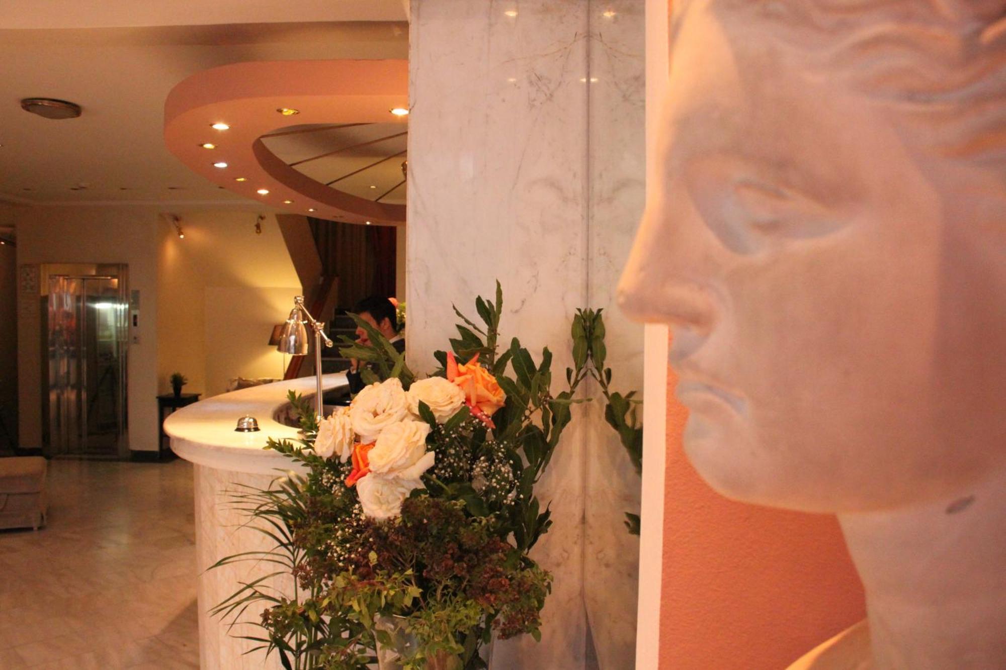 Achillion Hotel Athen Exterior foto